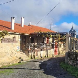 Bed and Breakfast Casa-Museo Genia Trigo Sober Exterior photo