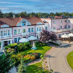 Hotel Arkadia Royal Varšava Exterior photo