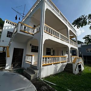 Apartmán The White House Morne Rouge Exterior photo