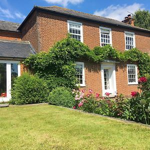 Vila St Andrews Tilmanstone Exterior photo