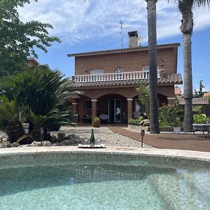 Vila Vineyard Vista Retreat - Casa Rural Pacs del Penedes Exterior photo