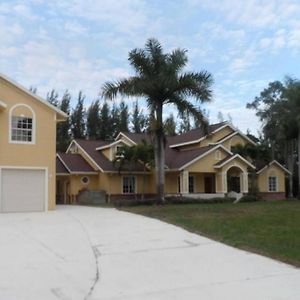 Adorable 1-Bedroom Guesthouse West Palm Beach Exterior photo