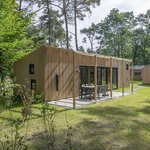 Vila Nice Chalet With Air Conditioning, In A Holiday Park At 12 Km From Eindhoven Mierlo Exterior photo