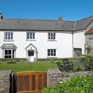 Vila Chaplands Beaford Exterior photo