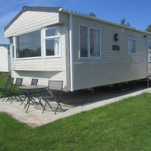 Hotel Tollerton Holiday Park Huby Exterior photo