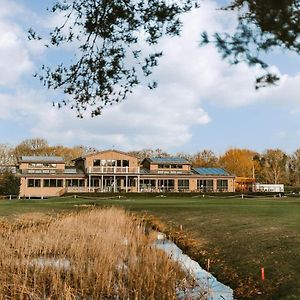 Hotel Messingham Lakes Exterior photo