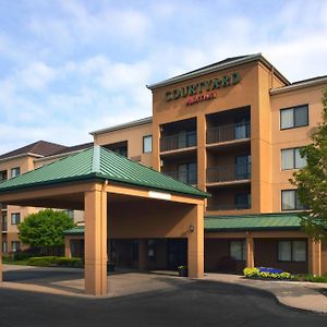 Hotel Courtyard Cleveland Airport South Middleburg Heights Exterior photo