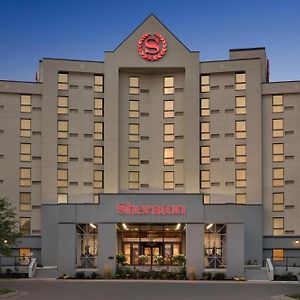 Sheraton Madison Hotel Exterior photo