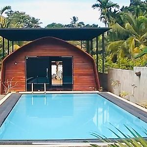 The Coppers Glamping Pods In Sri Lanka With A Swimming Pool Karandeniya Exterior photo