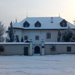 Apartmán Castle Kastiel Kotešová Exterior photo