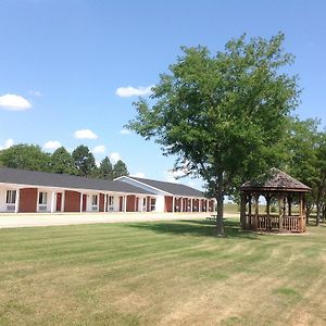 Crest Country Inn Williamsburg Exterior photo