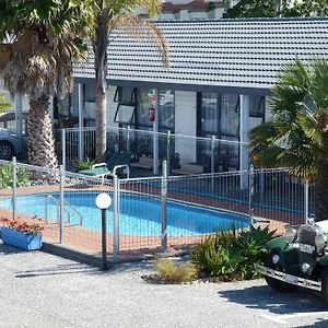 Mana-Nui Motel Whitianga Room photo