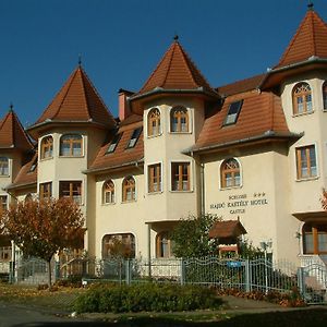 Hajdu Kastely Hotel Hajdúszoboszló Exterior photo