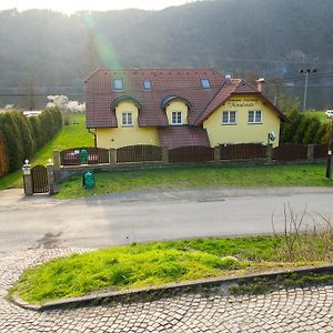 Guest House Kaskáda Vrané nad Vltavou Exterior photo