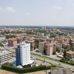 White Palace Hotel & Residence Cento  Exterior photo