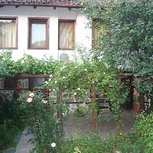 Hotel Todorova House Zlatograd Exterior photo