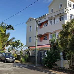 Apartmán The Impala Mauritius Trou-aux-Biches Exterior photo