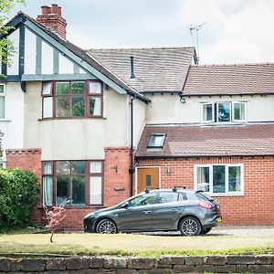 Apartmán Newlyn House Chester Exterior photo