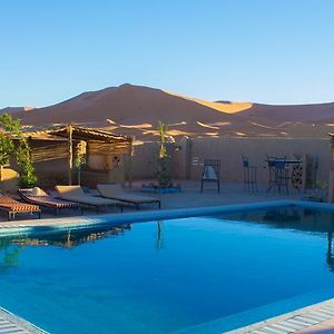 Hotel Auberge Sahara Garden Lac Yasmins Exterior photo