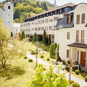 Hotel Kloster St. Josef Neumarkt in der Oberpfalz Exterior photo