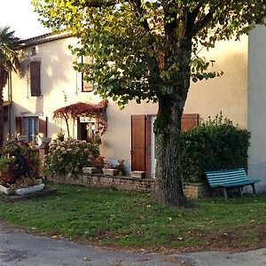 Vila Charmante Maison A La Ferme Valderies Exterior photo