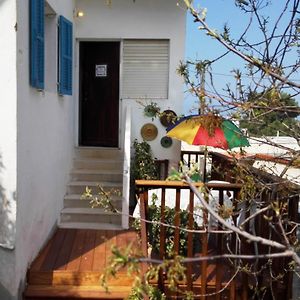 Apartmán The Artist'S House Overlooking The Bay Of Haifa Exterior photo