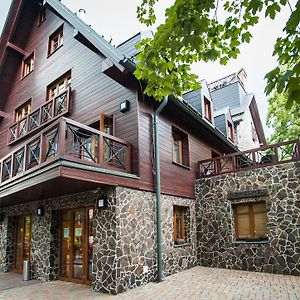 Hotel Penzion Ovečka Nydek Exterior photo