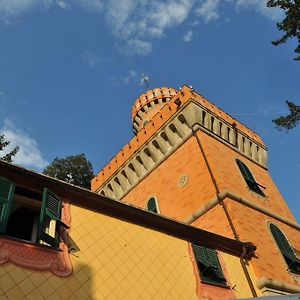 Penzion Residenza D'Epoca Locanda Del Cigno Nero Sant'Olcese Exterior photo