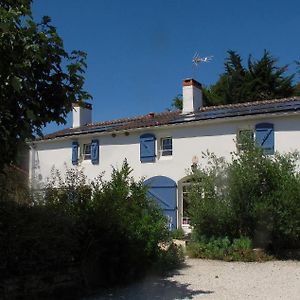 Bed and Breakfast La Claverie Sainte-Radégonde-des-Noyers Exterior photo