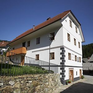 Hotel Juvanova hiša  Luče Exterior photo