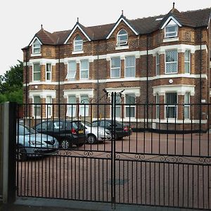 Hotel Marley Mansions Birkenhead Exterior photo