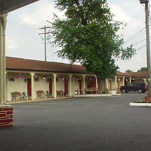 Hollander Motel New Holland Exterior photo