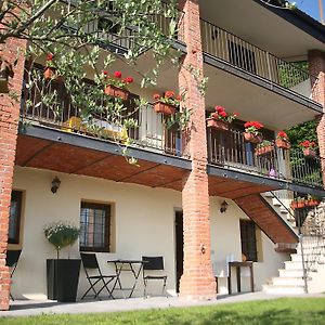 Bed and Breakfast Cascina Brunod Chiaverano Exterior photo