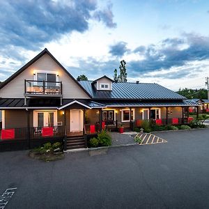 Hotel Auberge Amerilys Rivière-du-Loup Exterior photo