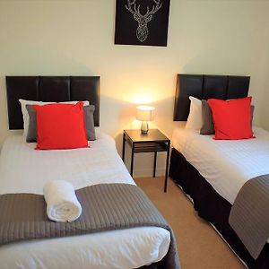 Kelpies Serviced Apartments Macgregor- 2 Bedrooms Grangemouth Exterior photo