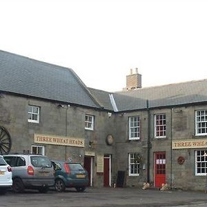 Hotel Three Wheat Heads Thropton Exterior photo