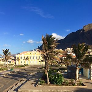 Hotel Bluebell Ponta Do Sol Exterior photo