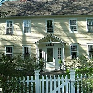 Country Loft Bed And Breakfast Woodbury Exterior photo