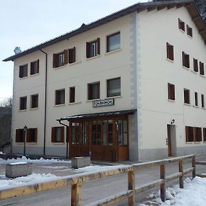 Hotel Casa Alpina Sacro Cuore Canale dʼAgordo Exterior photo