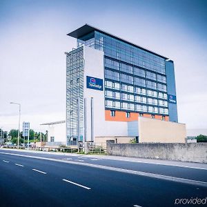 Travelodge Limerick Castletroy Exterior photo