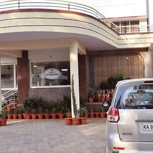 Hotel Sai Skanda Subrahmanya Exterior photo