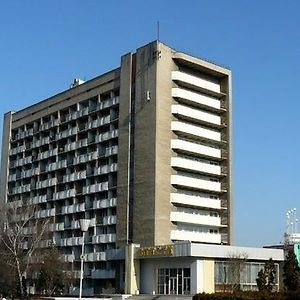 Vlasta Hotel Lvov Exterior photo