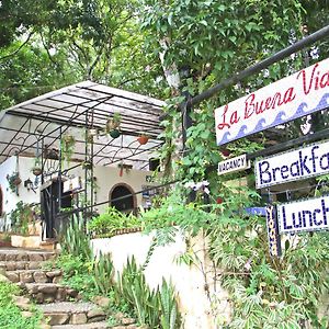 Hotel La Buena Vida Santa Catalina Exterior photo