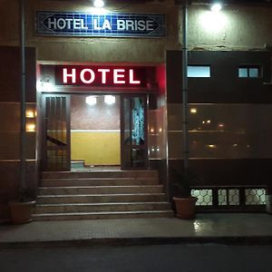 Hotel La Brise Ain el Turk Exterior photo