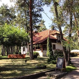 Hotel Lesny Dworek Wyszków Exterior photo