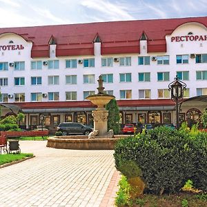 Hotel Dubno Exterior photo