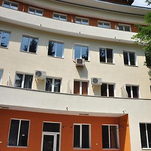 Hotel Семеен Хотел Пауталия Kjustendil Exterior photo