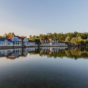 Hotel Center Parcs Le Lac D'Ailette Chamouille Exterior photo