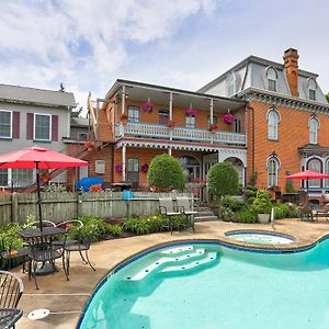 Hotel Greystone Manor Bed & Breakfast Bird-in-Hand Exterior photo