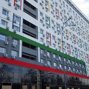 Aparthotel Smart-House Smart Kvartira S Kukhnei Vozle Metro. Kyjev Exterior photo